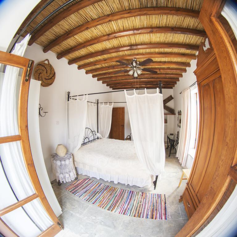 Spiti Calliope Kathikas Buitenkant foto